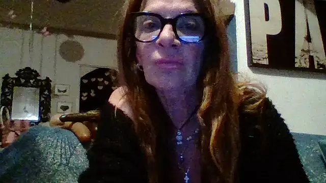 Snapshot of gildamilf chatting on 05.21.26 gildamilf online show from 05.21.26