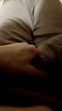 Snapshot of NudeYogaBoy chatting on 01.04.25 NudeYogaBoy online show from 01.04.25