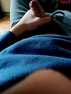 Snapshot of NudeYogaBoy chatting on 02.05.25 NudeYogaBoy online show from 02.05.25