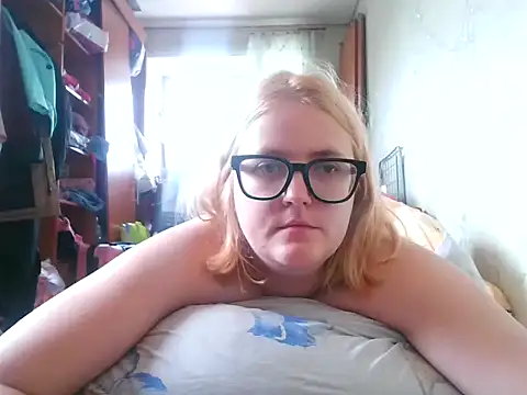 DesireMelissa online show from 10.03.25