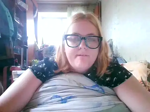 DesireMelissa online show from 10.10.25