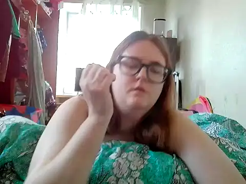 Snapshot of DesireMelissa chatting on 06.28.26 DesireMelissa online show from 06.28.26