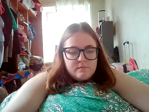 Snapshot of DesireMelissa chatting on 06.29.26 DesireMelissa online show from 06.29.26