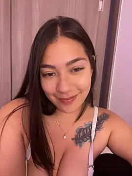 Latina vanessa online show from 01.15.25