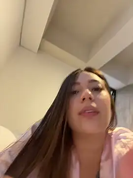 Snapshot of Latina_vanessa chatting on 06.07.26 Latina vanessa online show from 06.07.26
