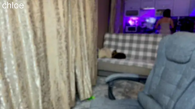 Snapshot of ChloeMillerMeow chatting on 10.14.25 ChloeMillerMeow online show from 10.14.25