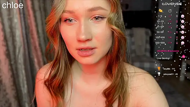 Snapshot of ChloeMillerMeow chatting on 11.17.25 ChloeMillerMeow online show from 11.17.25