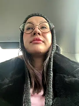 RinaCat online show from 11.27.25