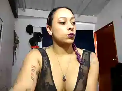 Snapshot of Cata_Blue__ chatting on 01.14.25 Cata Blue online show from 01.14.25