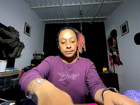 Snapshot of Cata_Blue__ chatting on 10.16.25 Cata Blue online show from 10.16.25