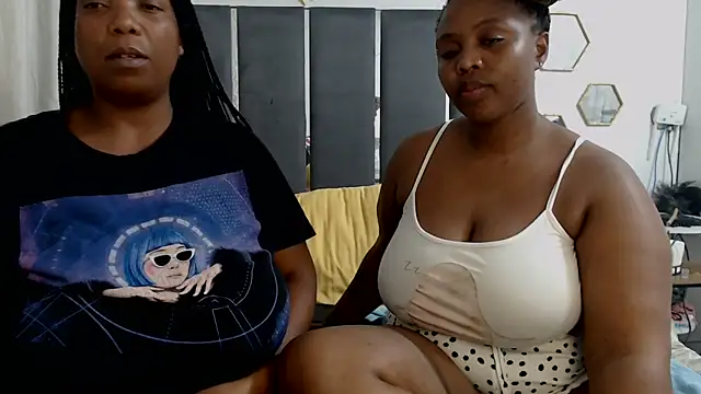 IceBellaCane313 online show from 03.28.26