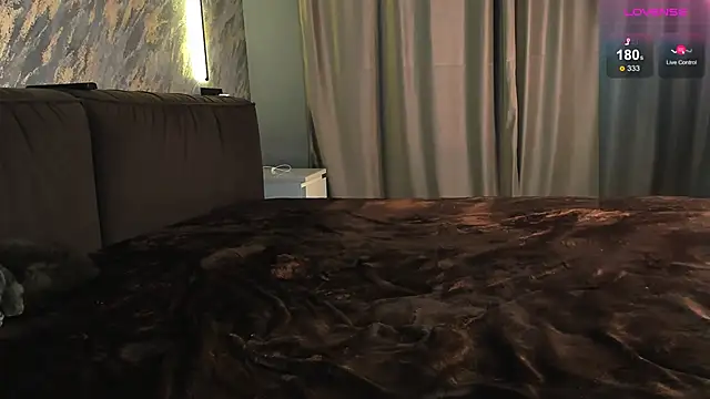 laflamebella online show from 02.25.26