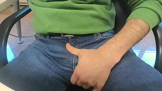 alessandroman2114 online show from 03.18.26