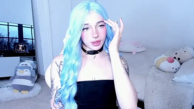 Snapshot of KloeKing__ chatting on 10.08.25 KloeKing online show from 10.08.25