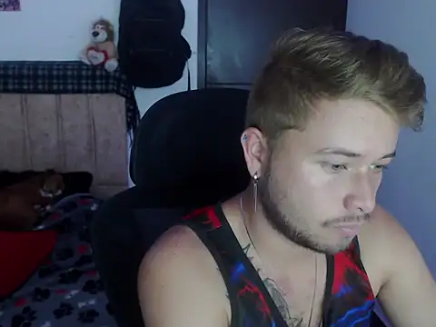 JOHANLEON1 online show from 10.07.25