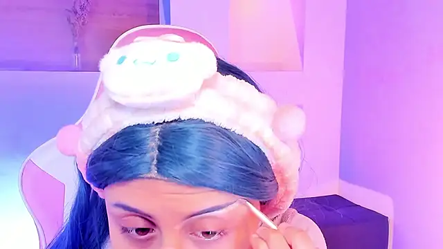 SharonBoone online show from 01.11.25
