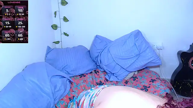 Snapshot of Eli666uwu chatting on 12.17.24 Eli666uwu online show from 12.17.24