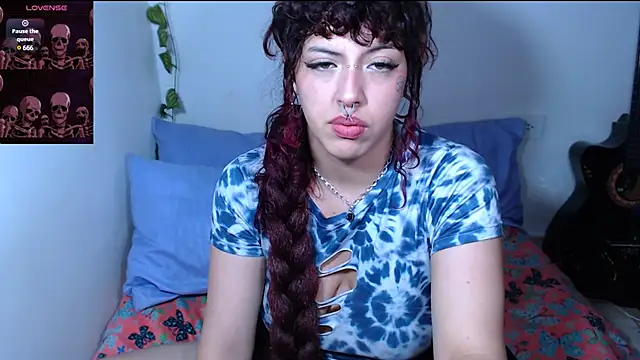 Snapshot of Eli666uwu chatting on 12.20.24 Eli666uwu online show from 12.20.24