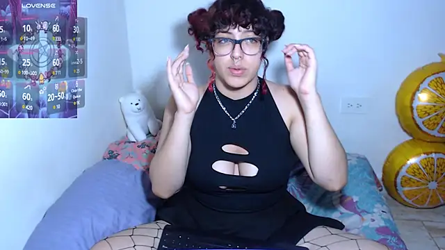 Snapshot of Eli666uwu chatting on 02.02.25 Eli666uwu online show from 02.02.25