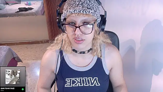 Snapshot of Eli666uwu chatting on 10.08.25 Eli666uwu online show from 10.08.25