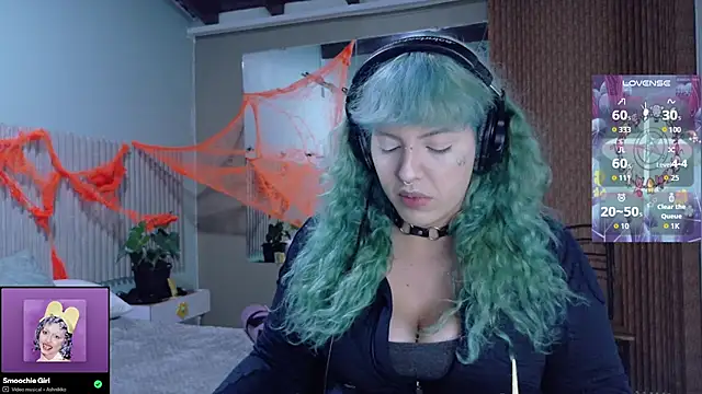 Snapshot of Eli666uwu chatting on 10.24.25 Eli666uwu online show from 10.24.25