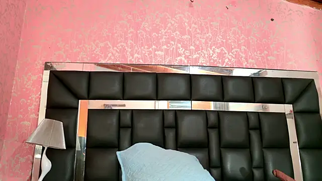 Snapshot of sh_malala chatting on 11.06.25 sh malala online show from 11.06.25