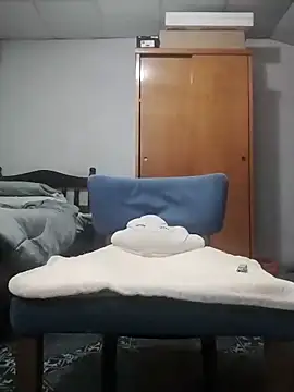 Snapshot of nicedick_bro chatting on 10.13.25 nicedick bro online show from 10.13.25