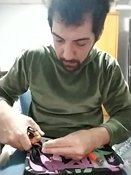 Snapshot of nicedick_bro chatting on 10.13.25 nicedick bro online show from 10.13.25