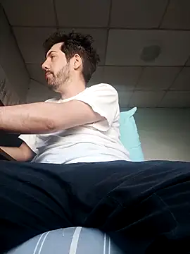 Snapshot of nicedick_bro chatting on 10.21.25 nicedick bro online show from 10.21.25