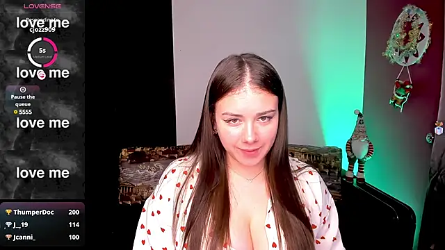 Snapshot of AnettaMilder chatting on 01.19.25 AnettaMilder online show from 01.19.25