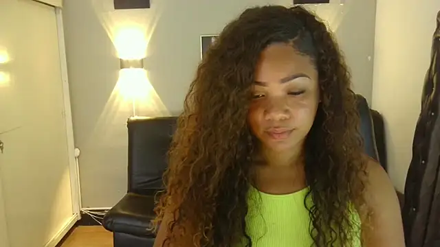 ashley Tompson1 online show from 01.15.25