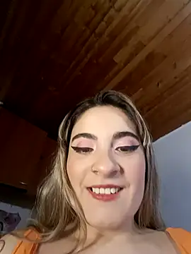 Snapshot of Rouse_A01 chatting on 12.19.25 Rouse A01 online show from 12.19.25