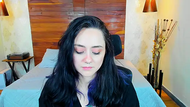 KatherineBond online show from 12.11.24
