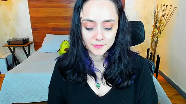 KatherineBond online show from 12.11.24