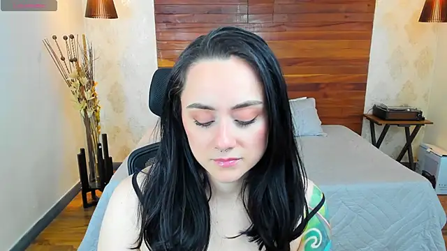 KatherineBond online show from 12.20.24