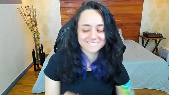 KatherineBond online show from 12.22.24