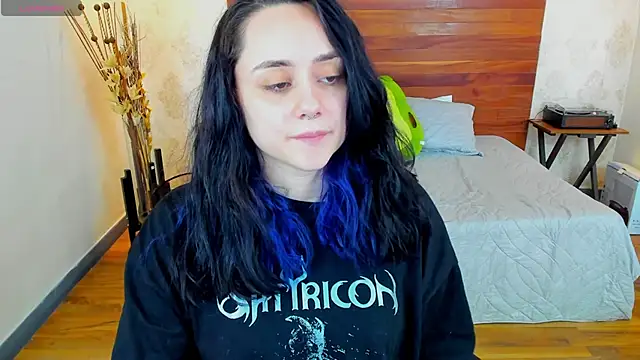 KatherineBond online show from 12.22.24