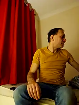 Snapshot of meateater1 chatting on 02.14.25 meateater1 online show from 02.14.25