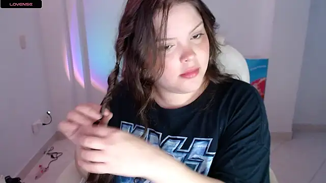 Gabiwaifu online show from 12.15.24