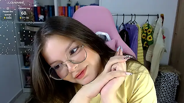 Gabiwaifu online show from 11.11.25