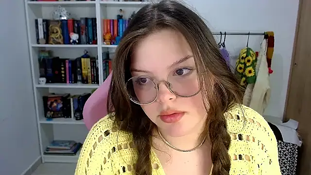 Gabiwaifu online show from 11.22.25