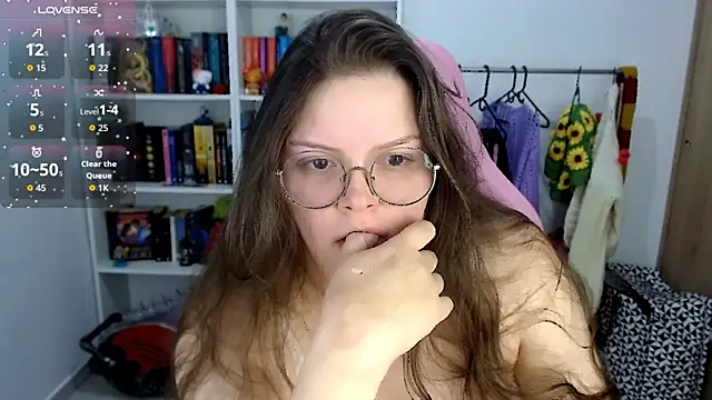 Gabiwaifu online show from 11.30.25