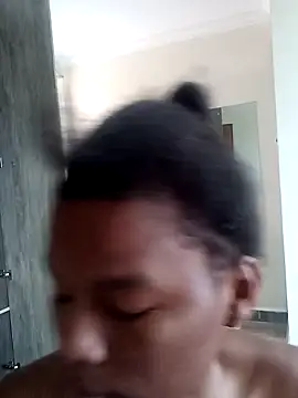 Snapshot of kelsie421 chatting on 12.12.24 kelsie421 online show from 12.12.24