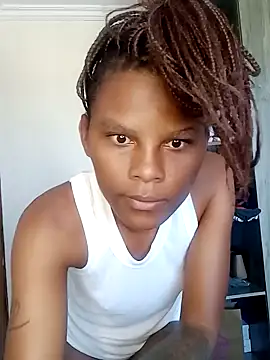 Snapshot of kelsie421 chatting on 01.01.25 kelsie421 online show from 01.01.25