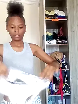 Snapshot of kelsie421 chatting on 01.08.25 kelsie421 online show from 01.08.25