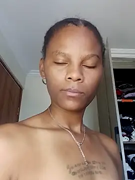 Snapshot of kelsie421 chatting on 02.19.25 kelsie421 online show from 02.19.25