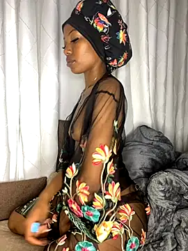 Snapshot of kelsie421 chatting on 10.19.25 kelsie421 online show from 10.19.25