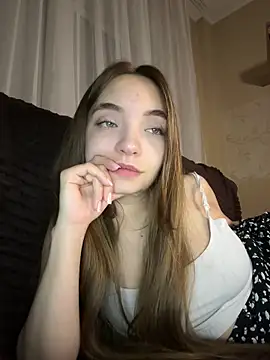 BarbaraFantasy online show from 10.15.25