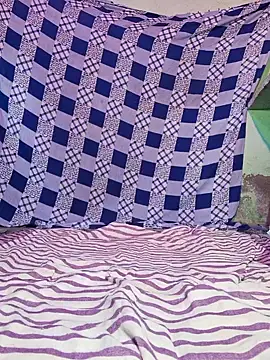 Priya Bong online show from 09.16.25