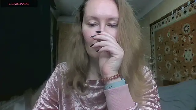 AnnaXLovers online show from 12.14.25